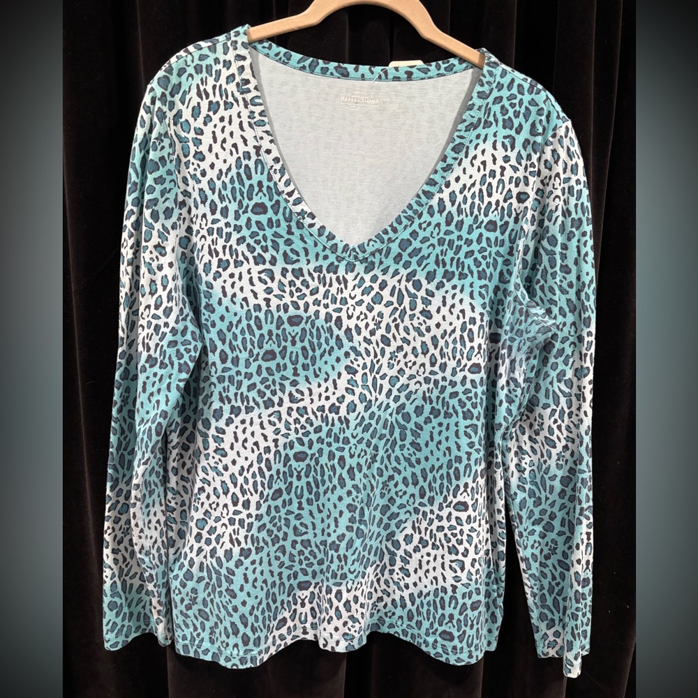 Northern Reflection Top